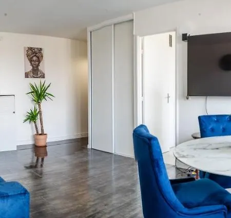 Apartment 2 Pieces Confortable Proche Paris